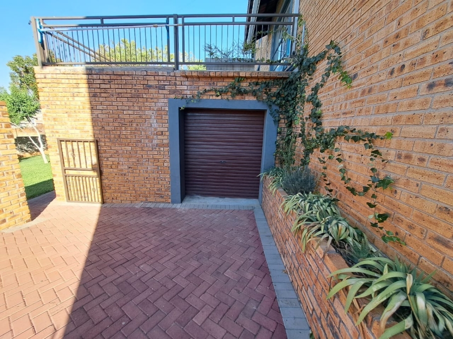 4 Bedroom Property for Sale in Cashan North West
